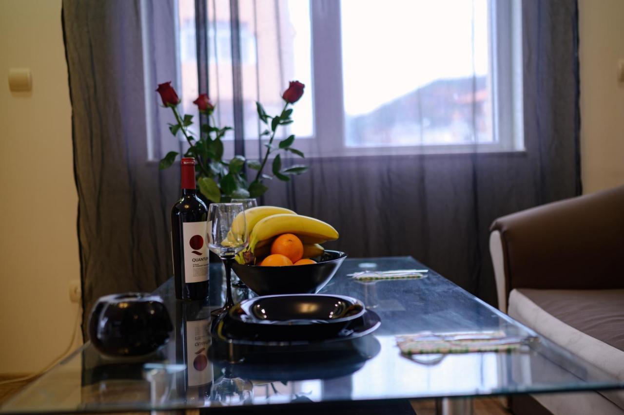 Cozy & Delightful Apart & Aubg & Free Garage Parking Blagoevgrad Luaran gambar